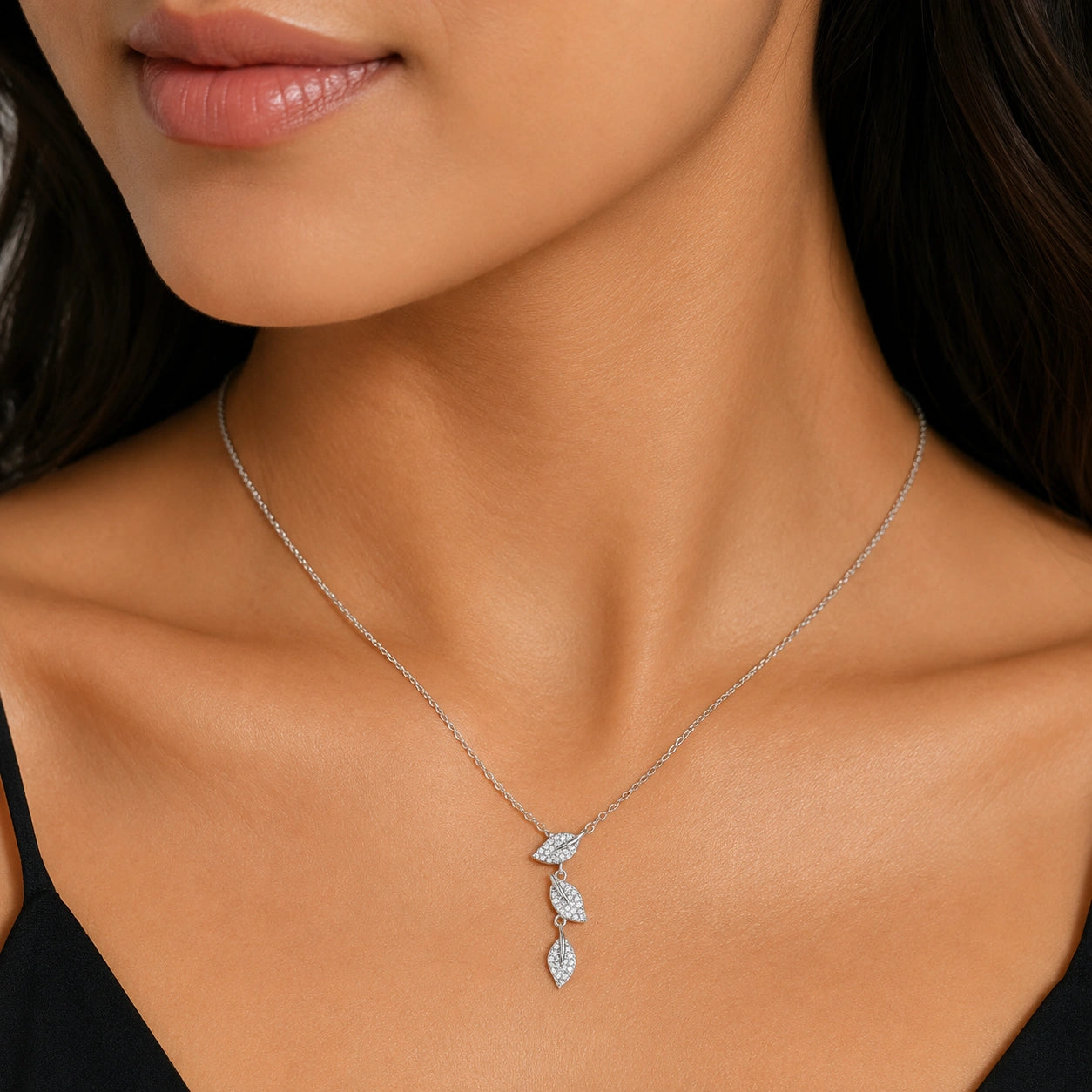 925 Sterling Silver Leaf Design Chain Pendant for Women