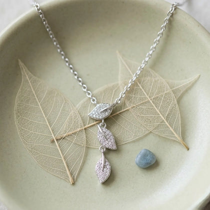 925 Sterling Silver Leaf Design Chain Pendant for Women