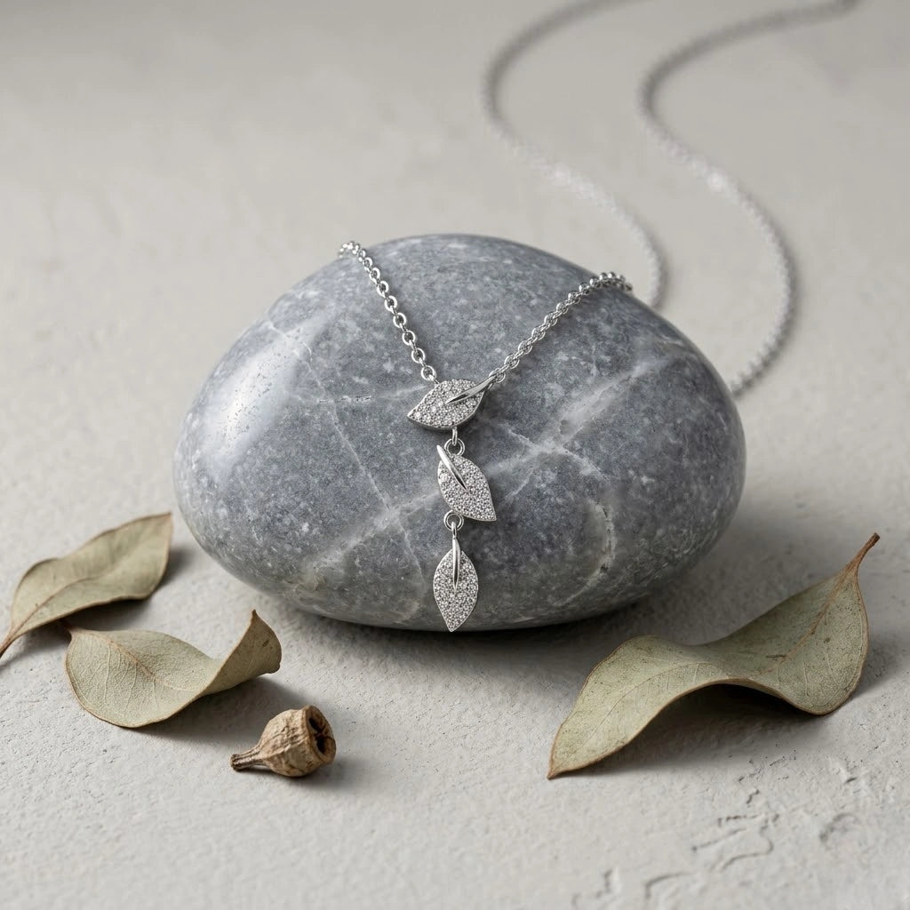 925 Sterling Silver Leaf Design Chain Pendant for Women