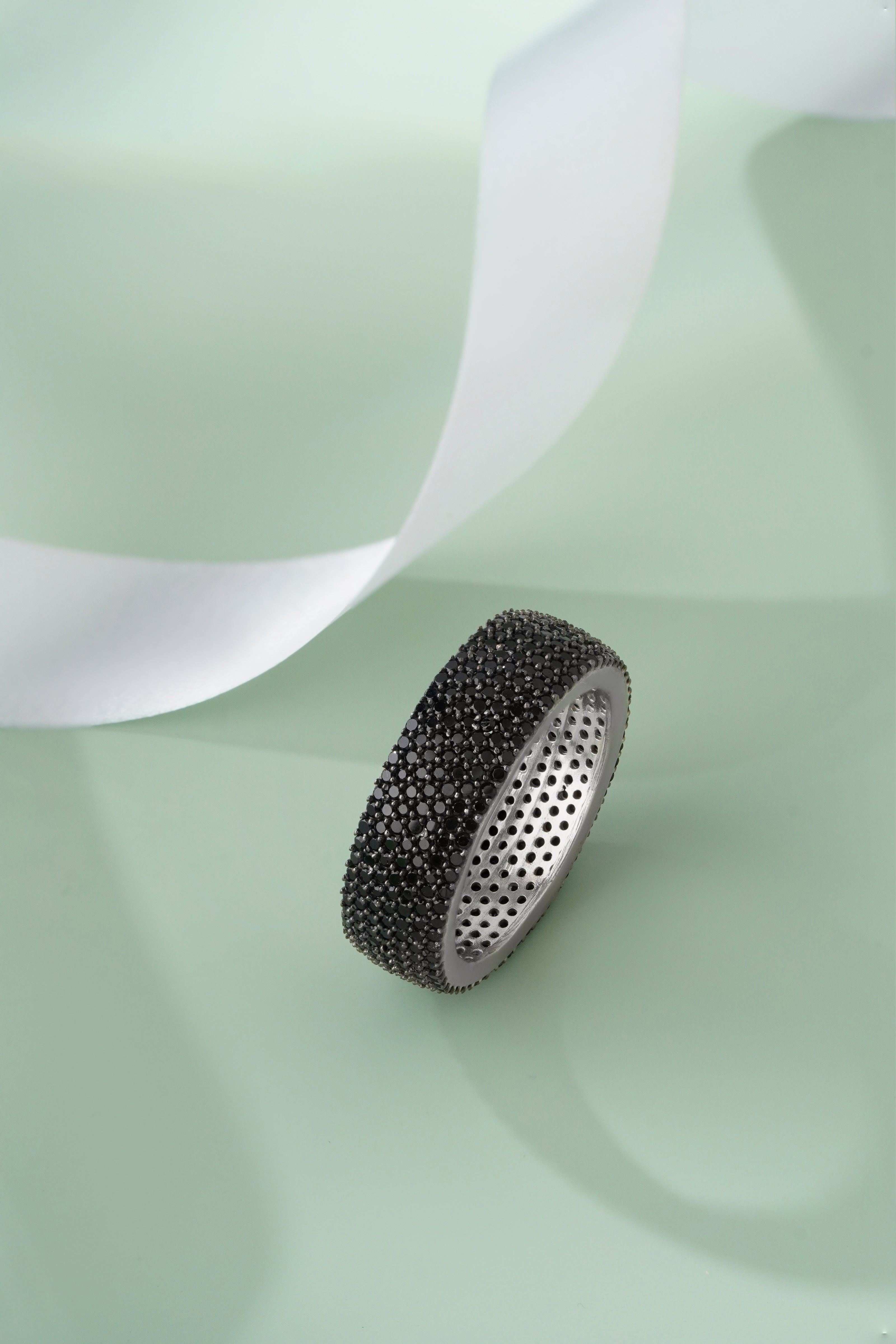 Minimal Black Stone Ring in 925 Silver – Elegant Stackable Statement Jewellery for Women