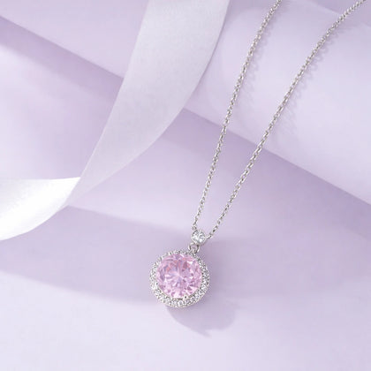 Necklace with a pink gemstone pendant 