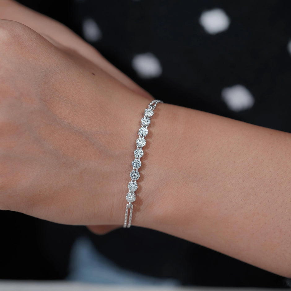 Round Diamond Adjustable Silver Bracelet for Women