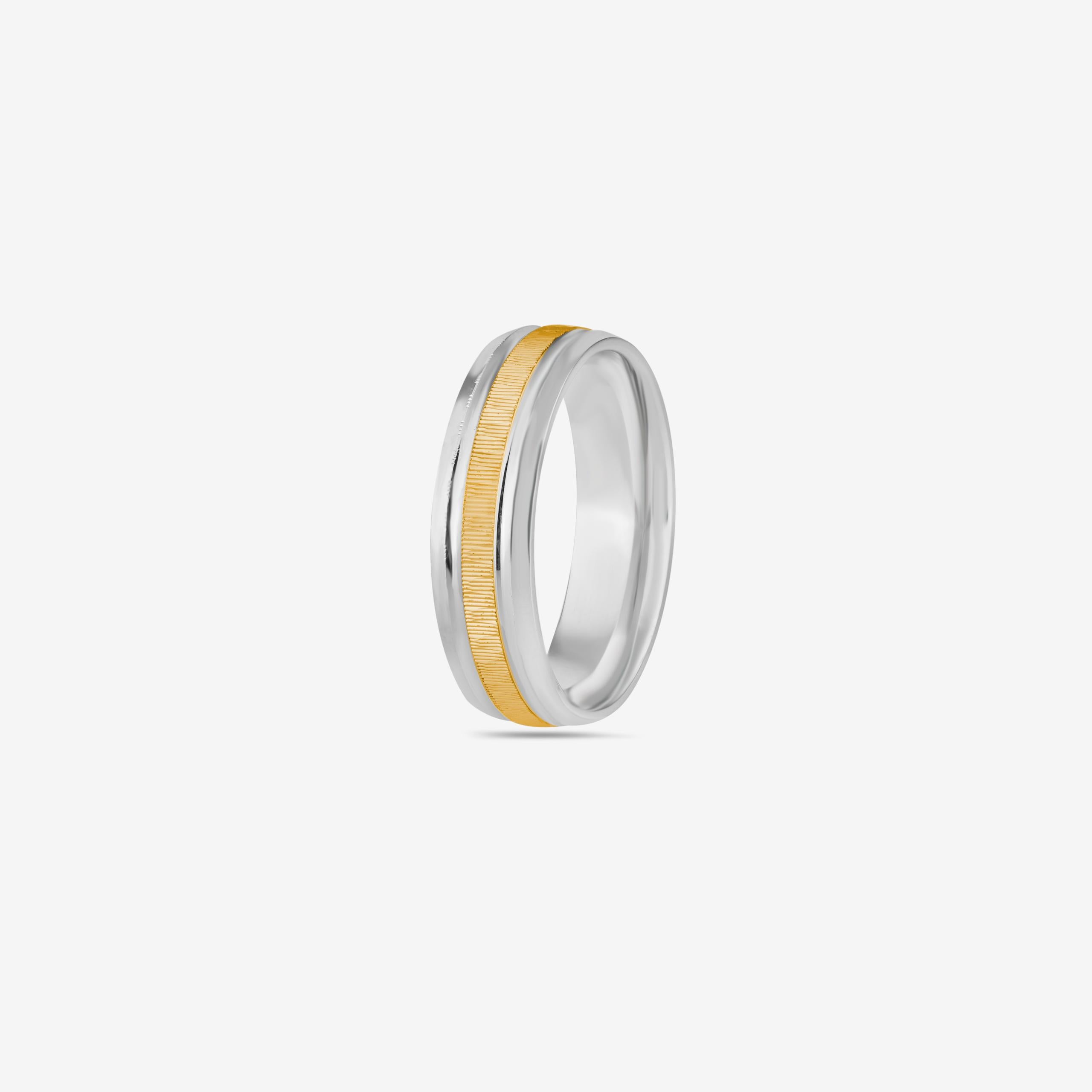 Classic Dual Tone Diamond Texture Band Ring on Hand