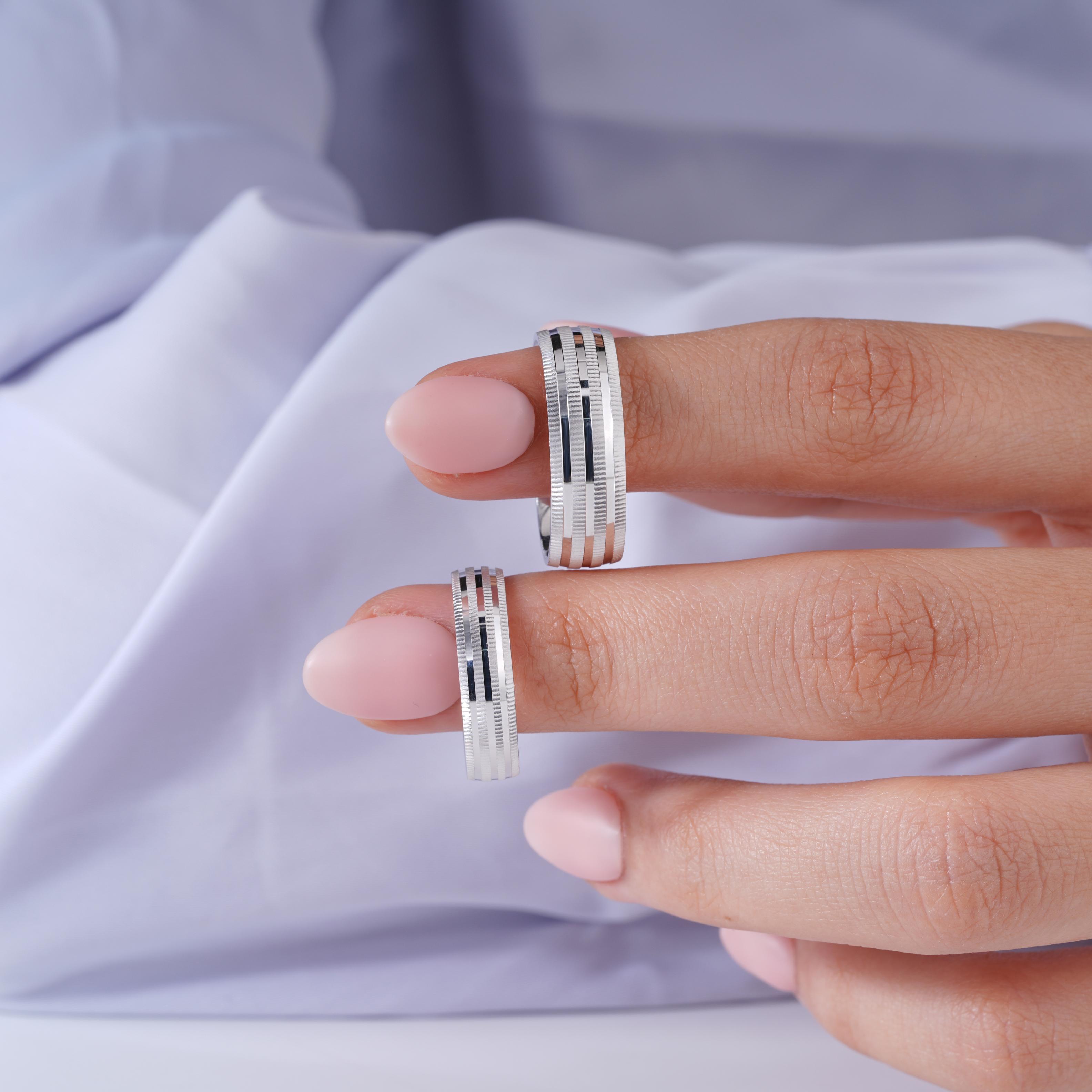 Linear Diamond Cut Textured 925 Sterling Silver Couple Band for Women