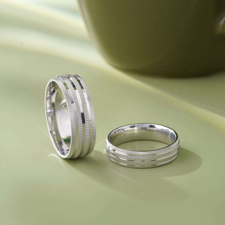 Luxury 925 Sterling Silver Men’s Ring with Modern Textured Design 