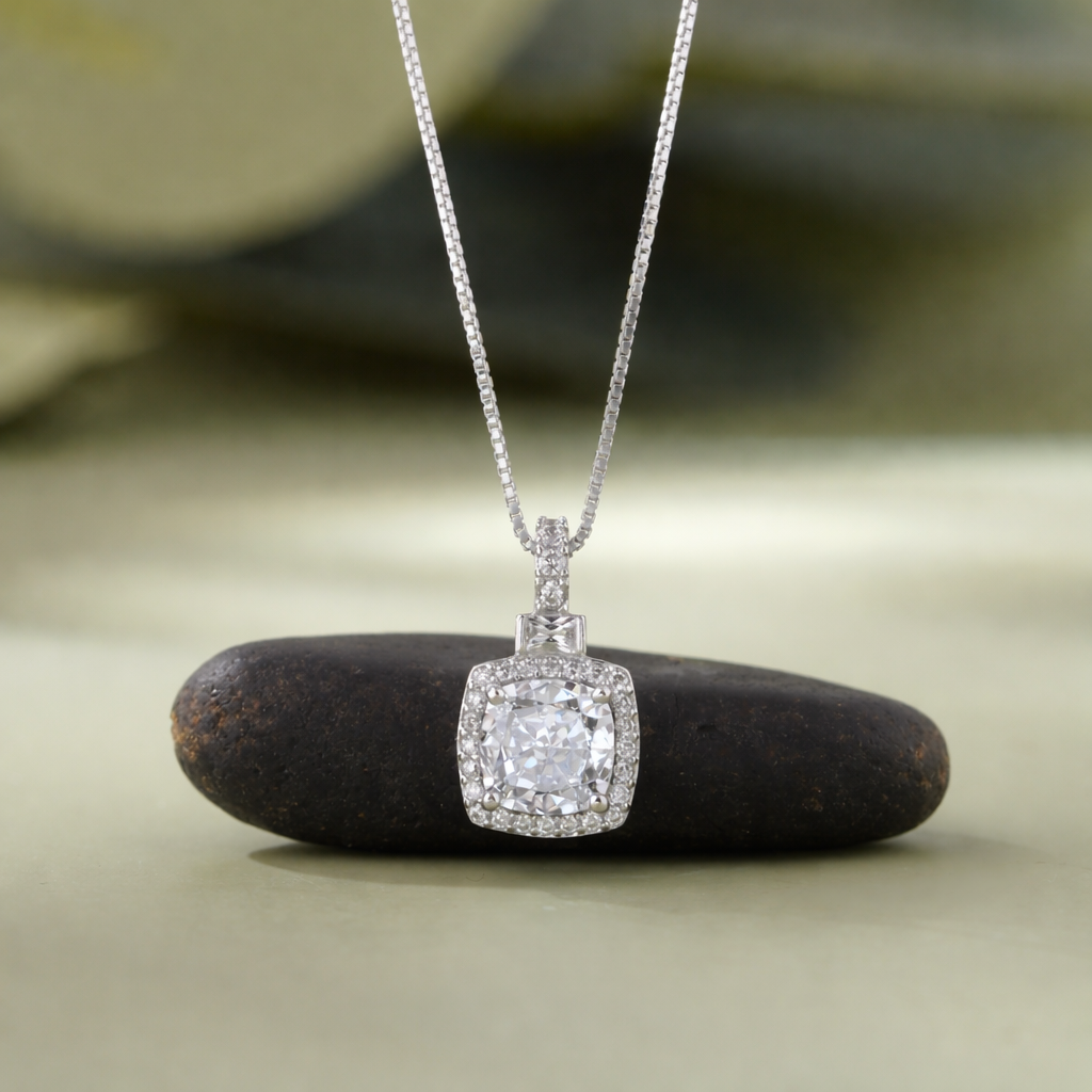 Crystal Halo White Diamond 925 Silver Pendant Necklace