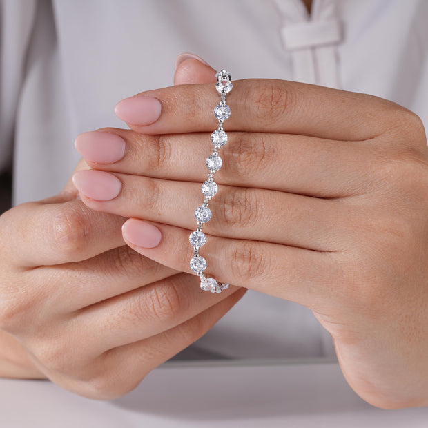 Radiant Diamond Circle Link Design 925 Sterling Silver Bracelet for Women