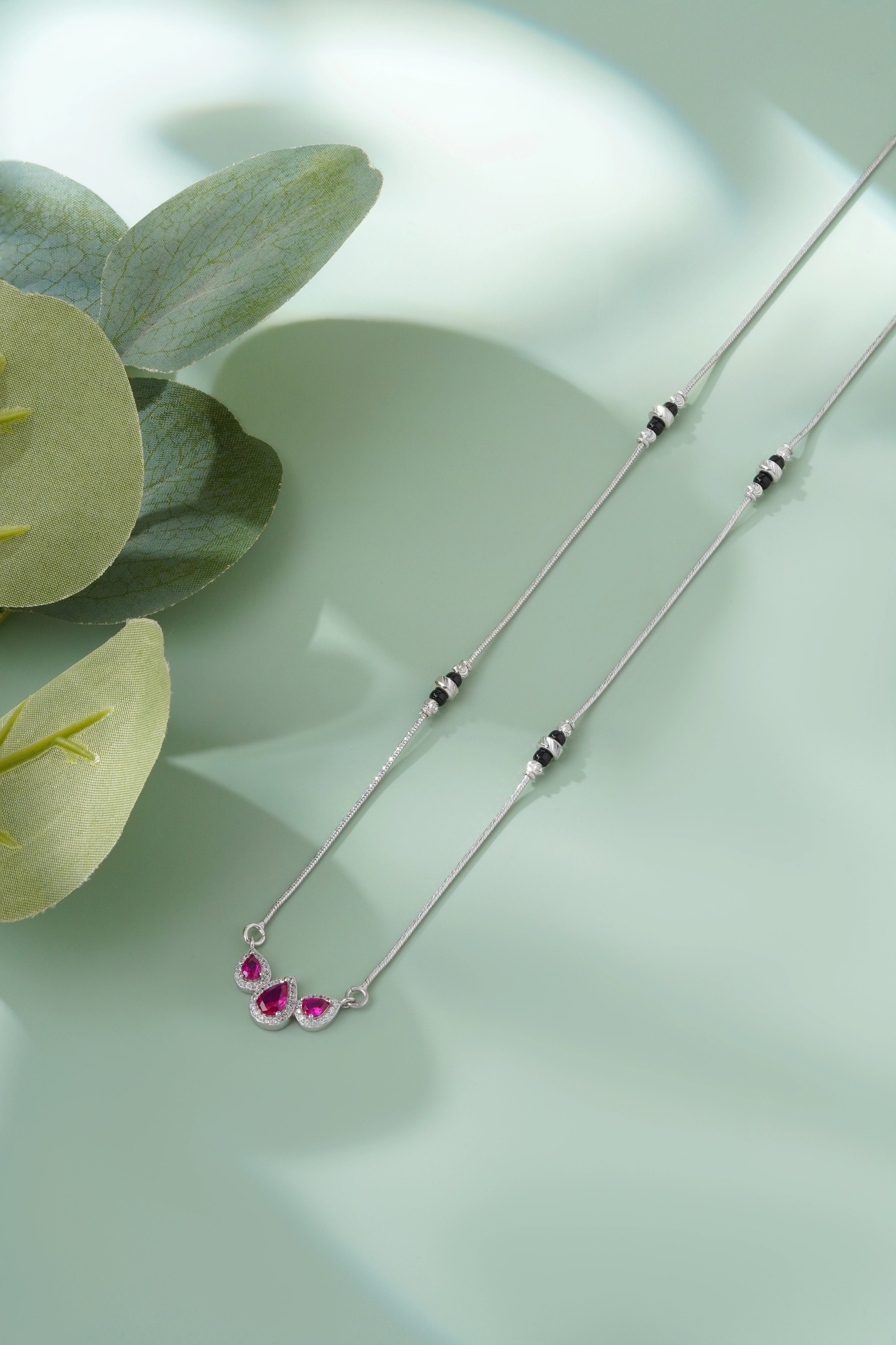 Delicate Bead with Leaf Pendant 925 Sterling Silver Mangalsutra for Women