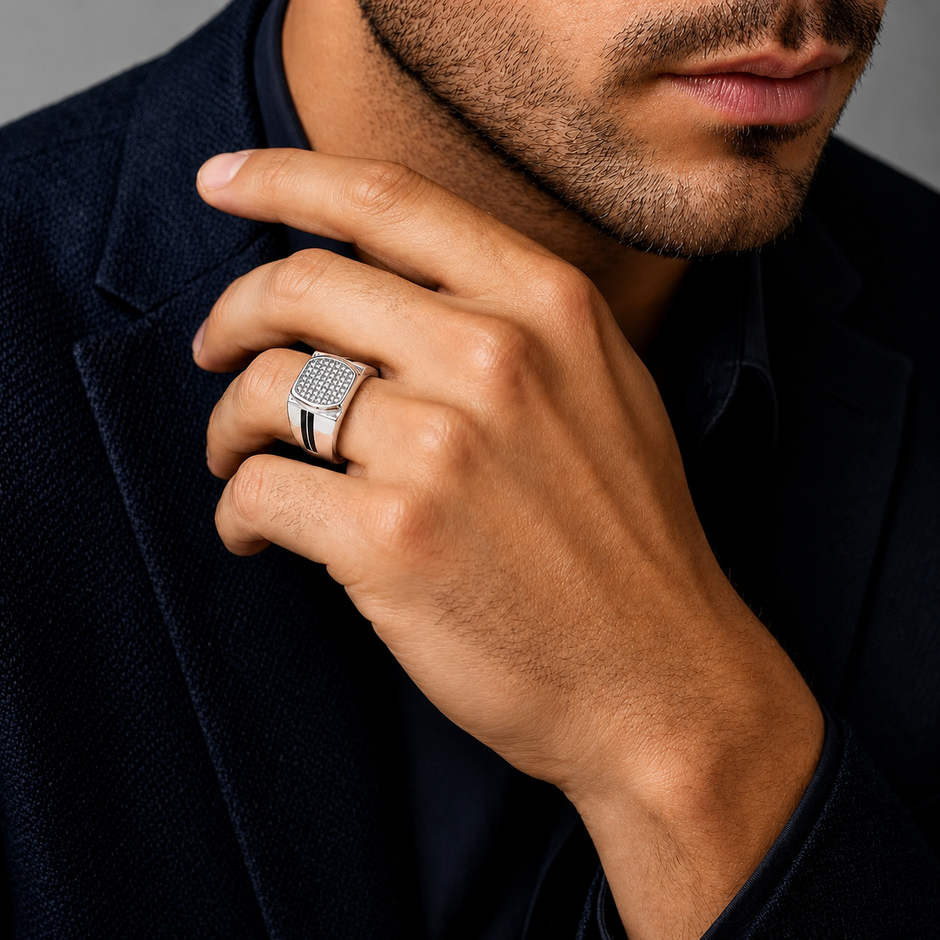 925 sterling silver men’s dual panel CZ ring with bold stone design