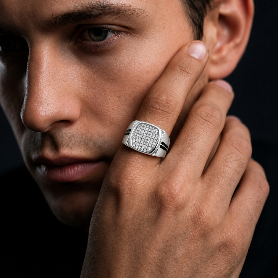 925 sterling silver men’s dual panel CZ ring with bold stone design