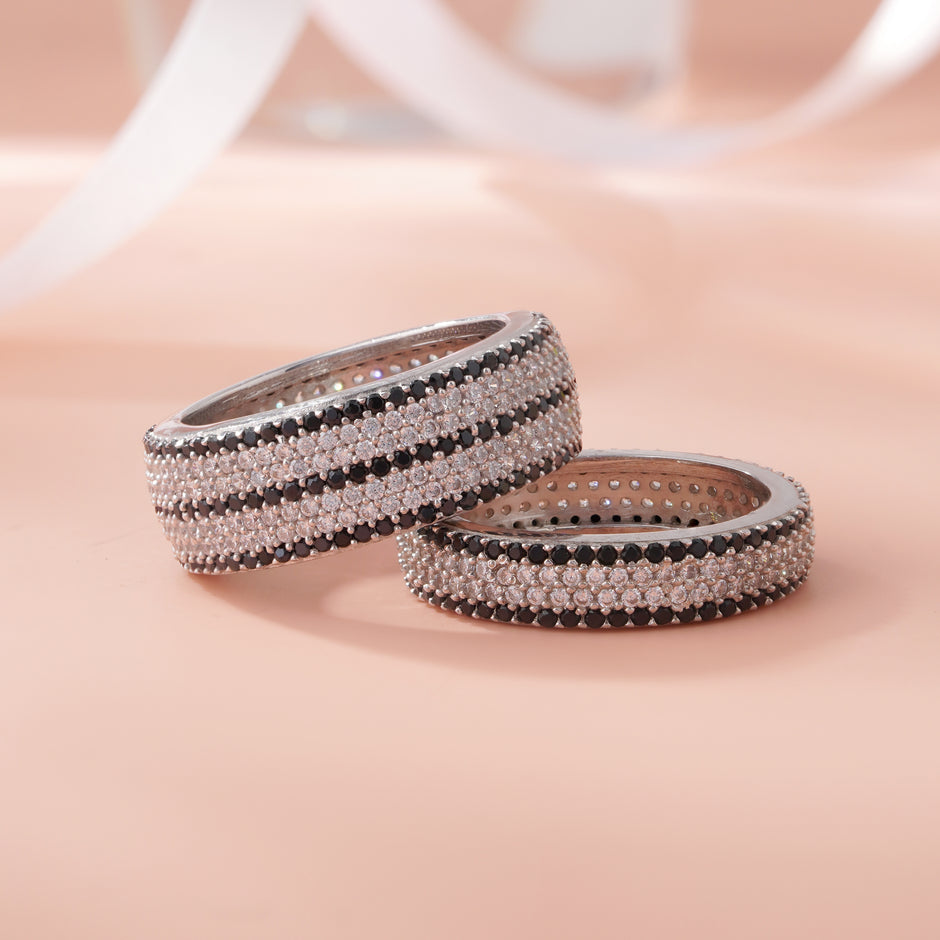 Dual Tone Sparkle Band Ring on Hand