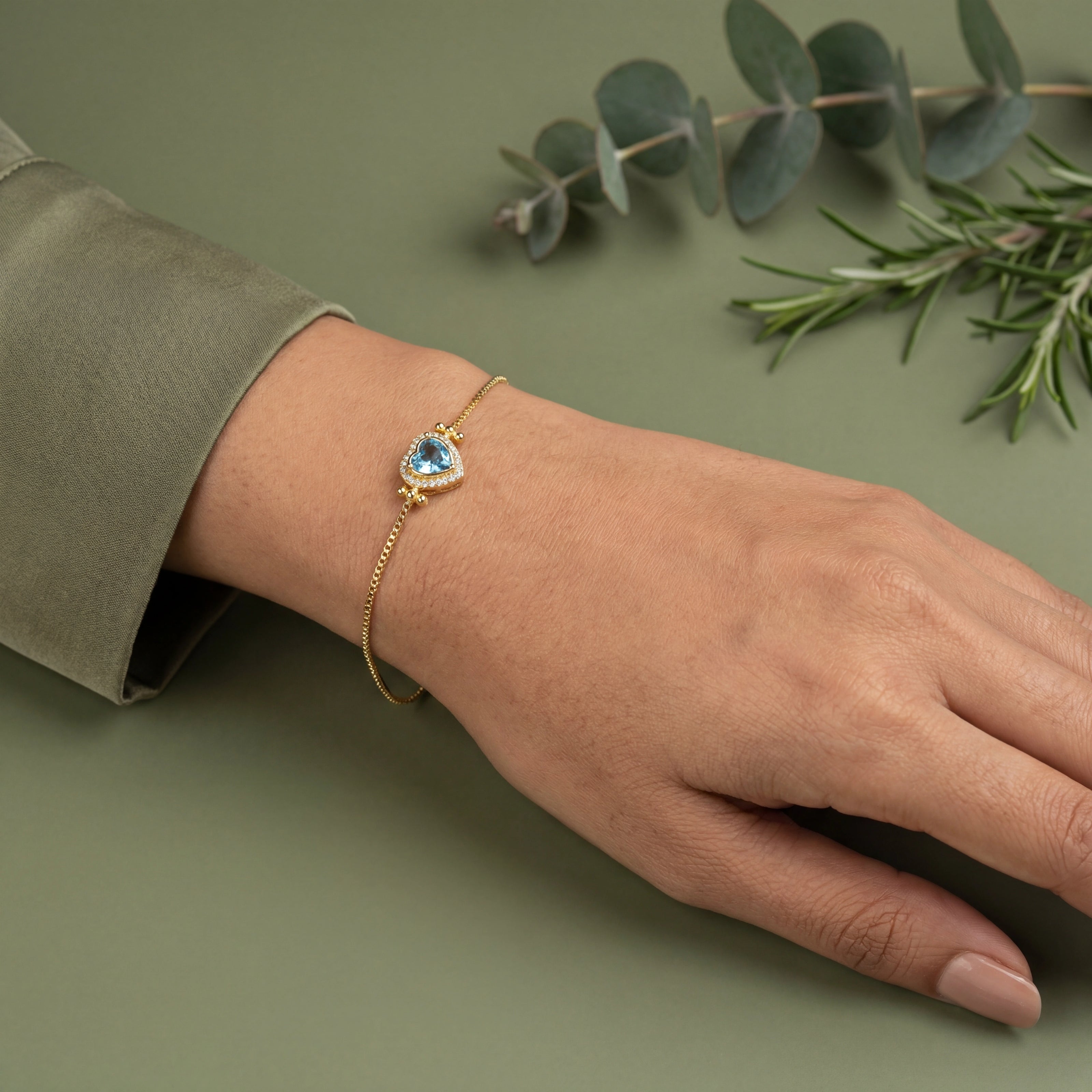 Elegant Blue Heart Gold Plated Silver Bracelet