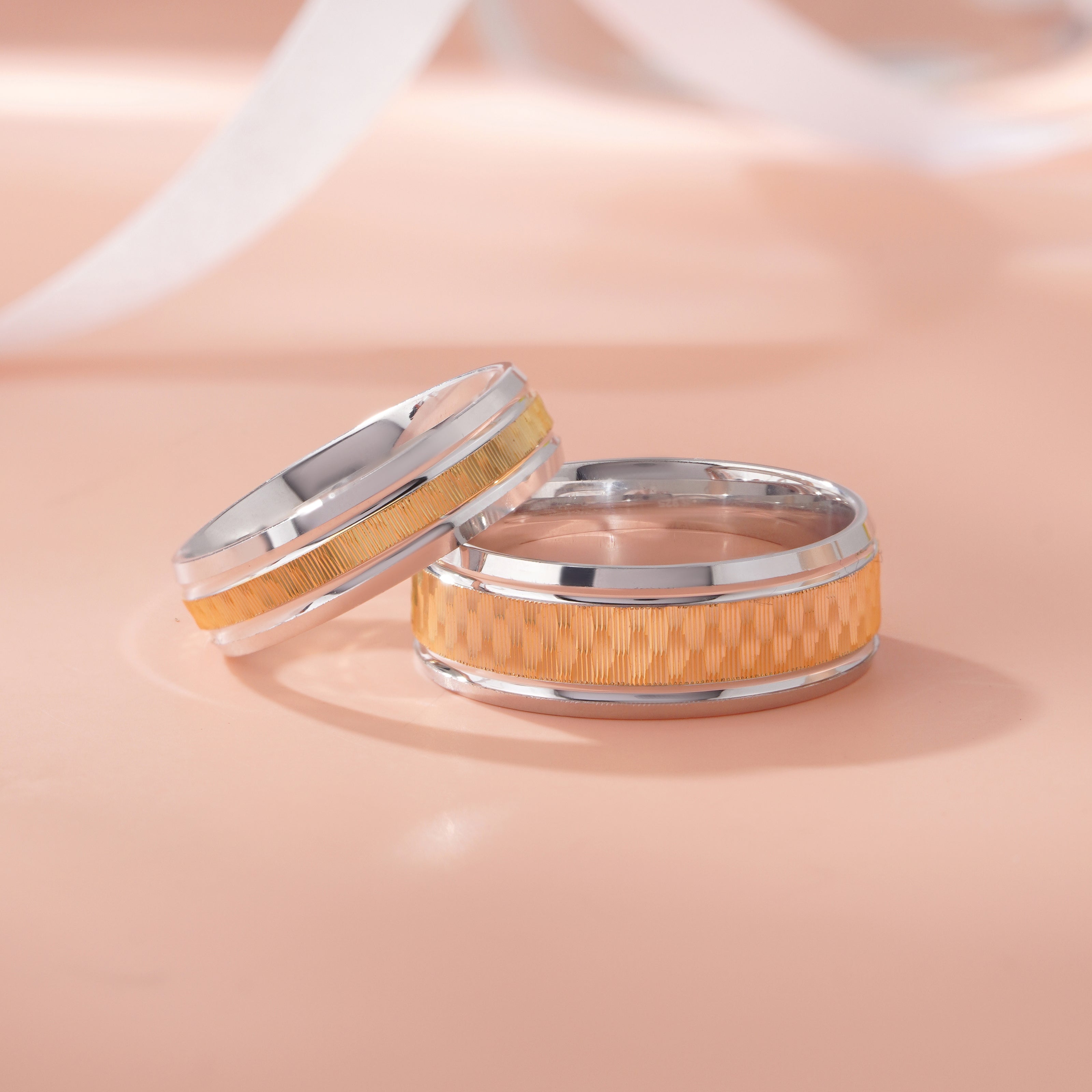 Elegant Gold & Silver Couple Rings with Textured Finish – Contemporary Band Design