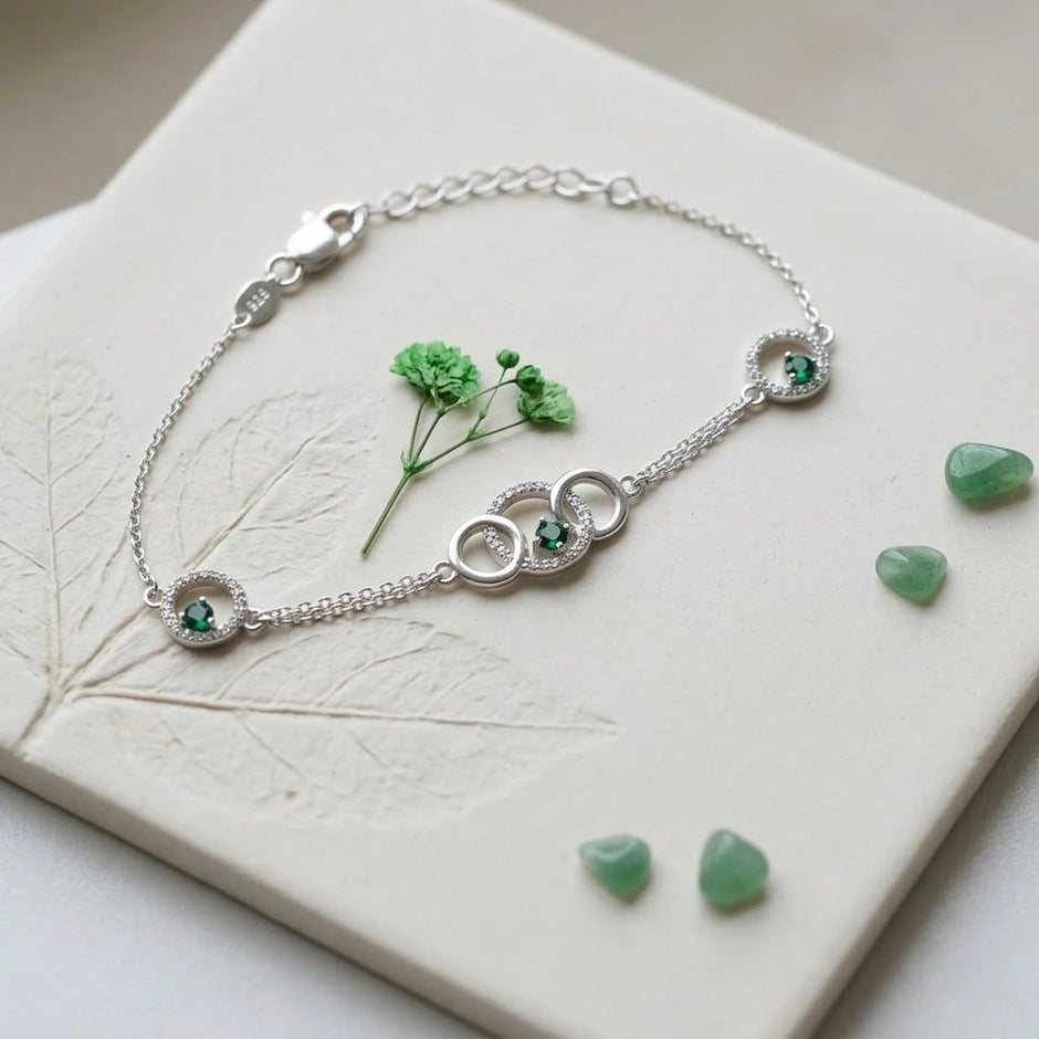 925 Sterling Silver Interlocking Circle Green Stone Bracelet for Women