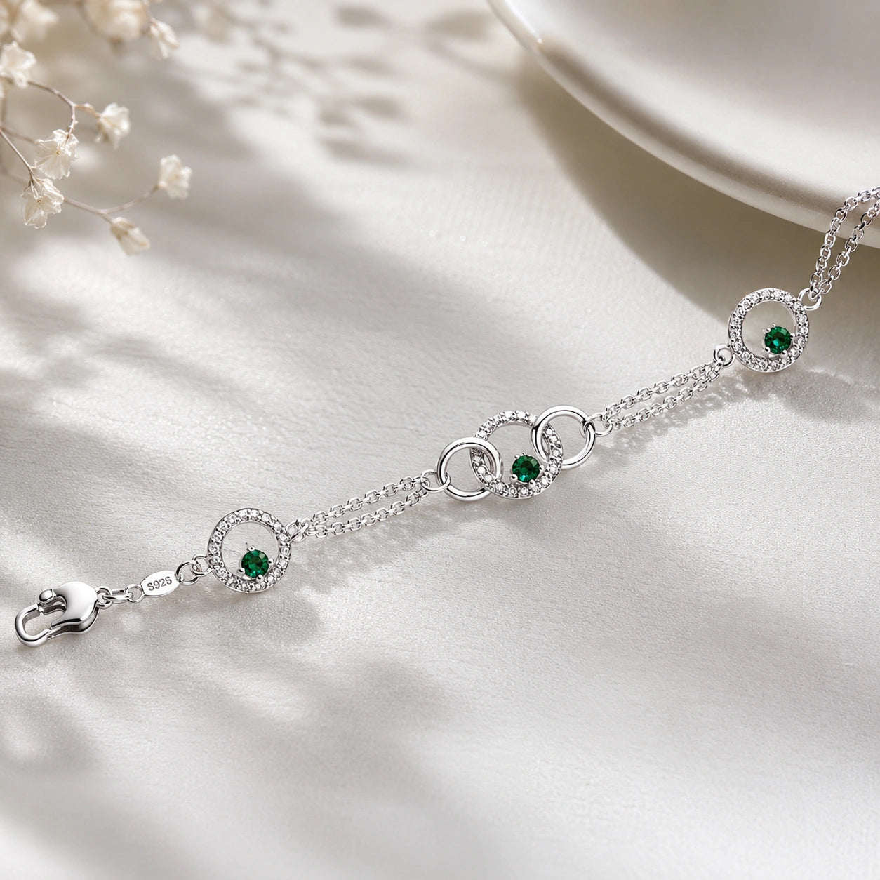 925 Sterling Silver Interlocking Circle Green Stone Bracelet for Women