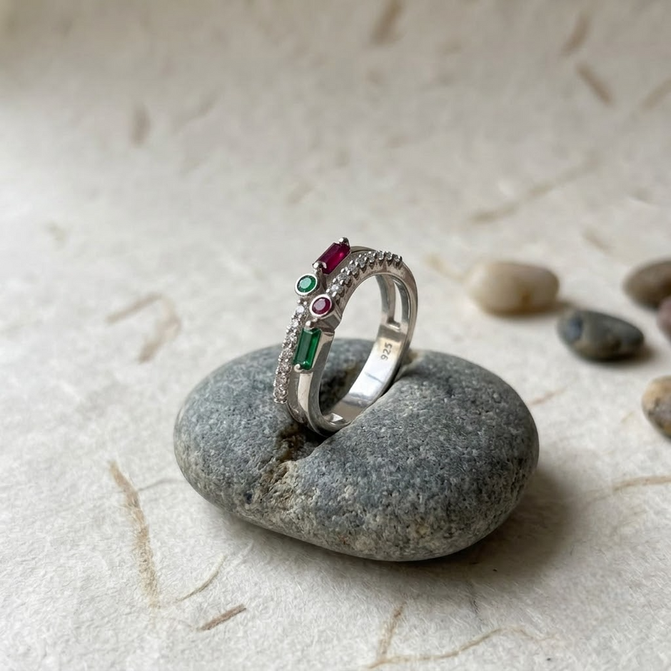925 Sterling Silver Open Ring with Green and Red CZ Stones