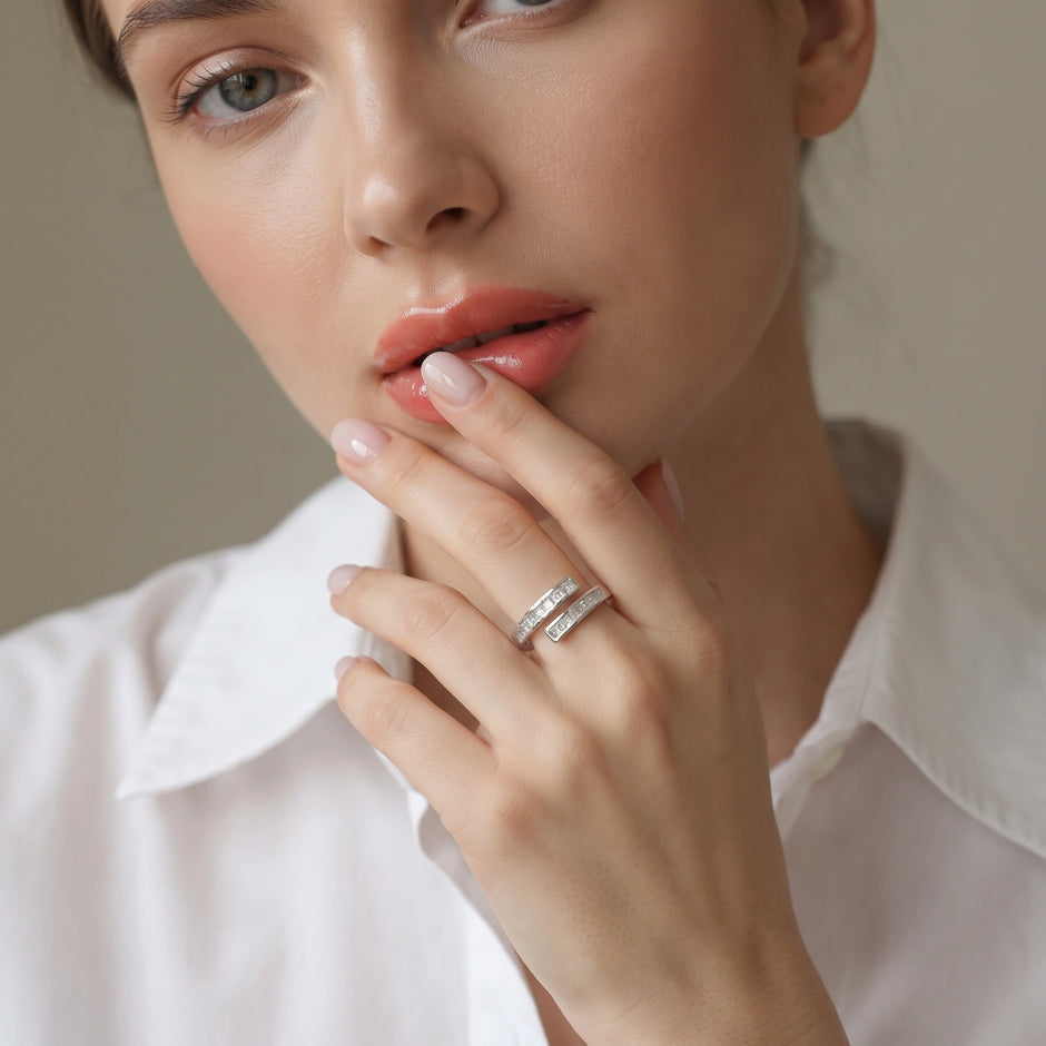 Double bar 925 sterling silver ring for women with princess cut CZ stones