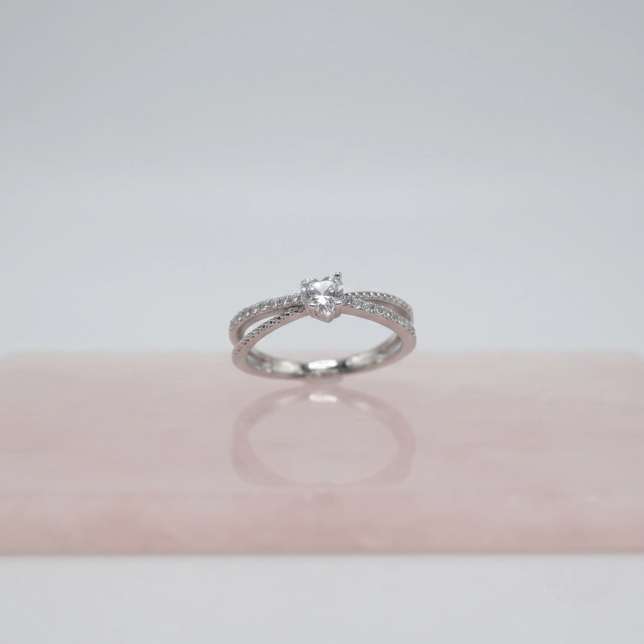 Heart Solitaire CZ 925 Sterling Silver Crossover Ring for Women