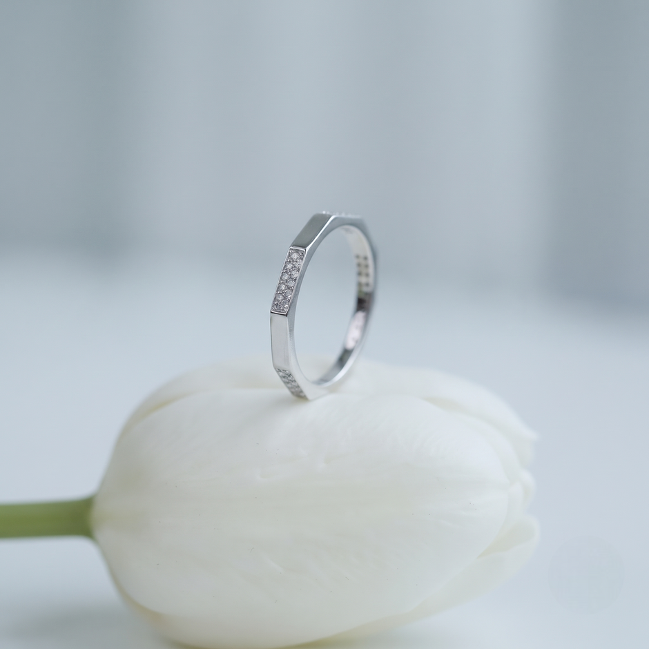 925 Sterling Silver Geometric Faceted CZ Band Ring