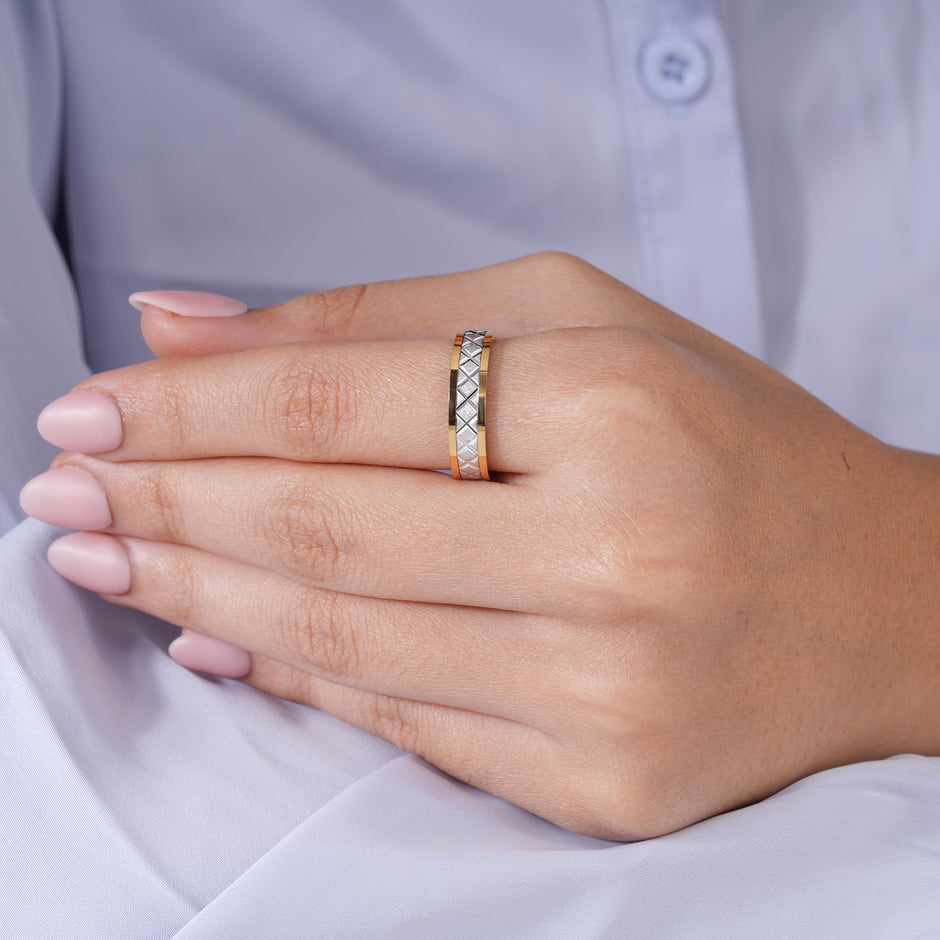 Geometric Dual Tone Diamond Pattern Ring on Hand