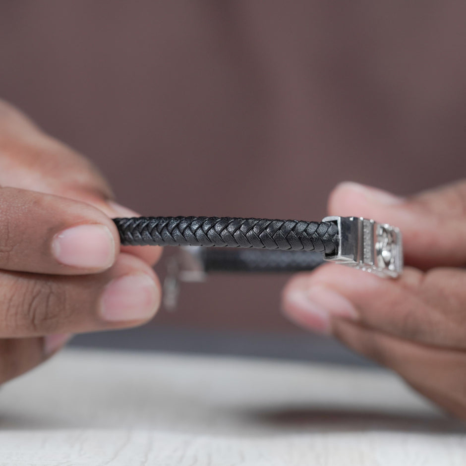 Noir Authority Diamond-Studded 925 Sterling Silver Bracelet for Men