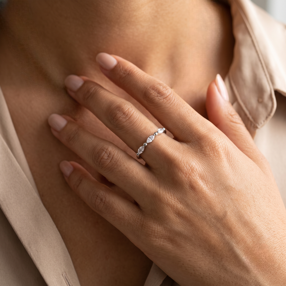 925 Sterling Silver Marquise CZ Leaf Ring for Women with Minimalist Elegant Design