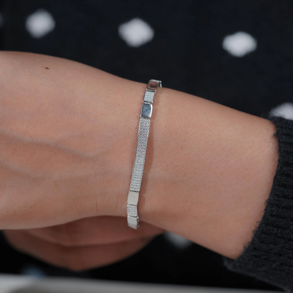Ribbon Design Bow Grace Diamond Adjustable Bracelet for Women