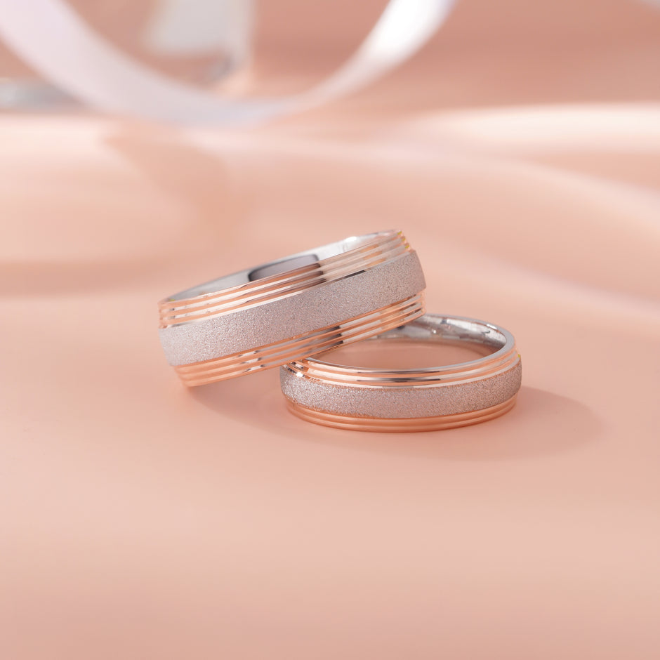 Modern Dual Tone Couple Band Ring on Hand