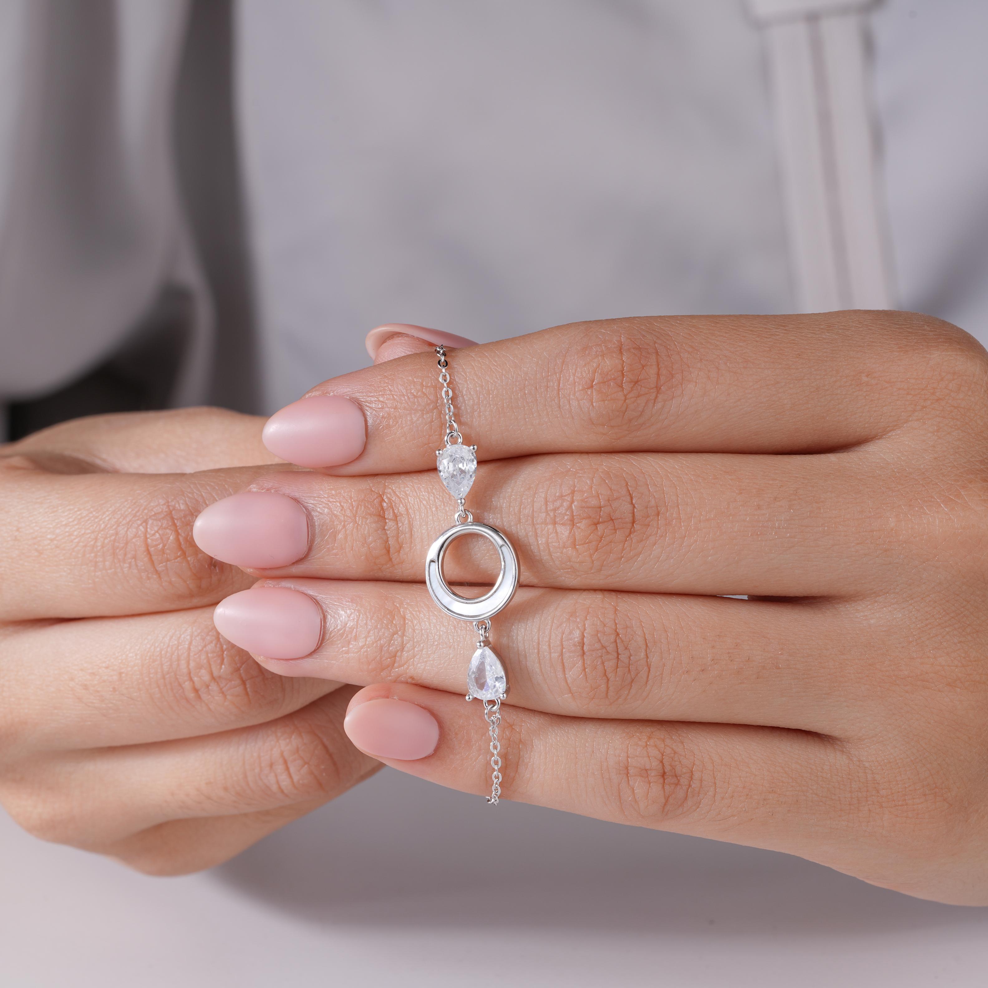 Open Circle Design 925 Sterling Silver Bracelet for Women