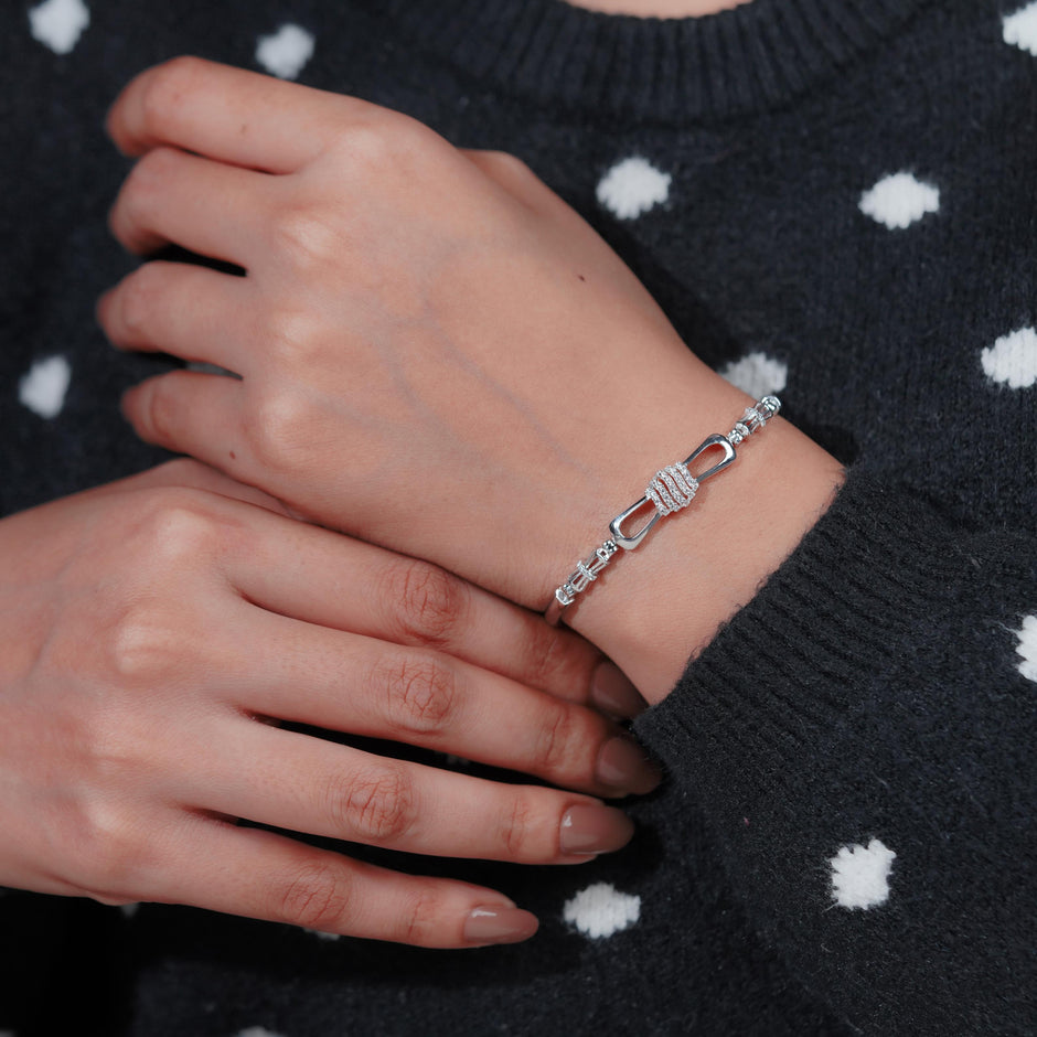 Elegant Diamond Knot Silver Bracelet for Women