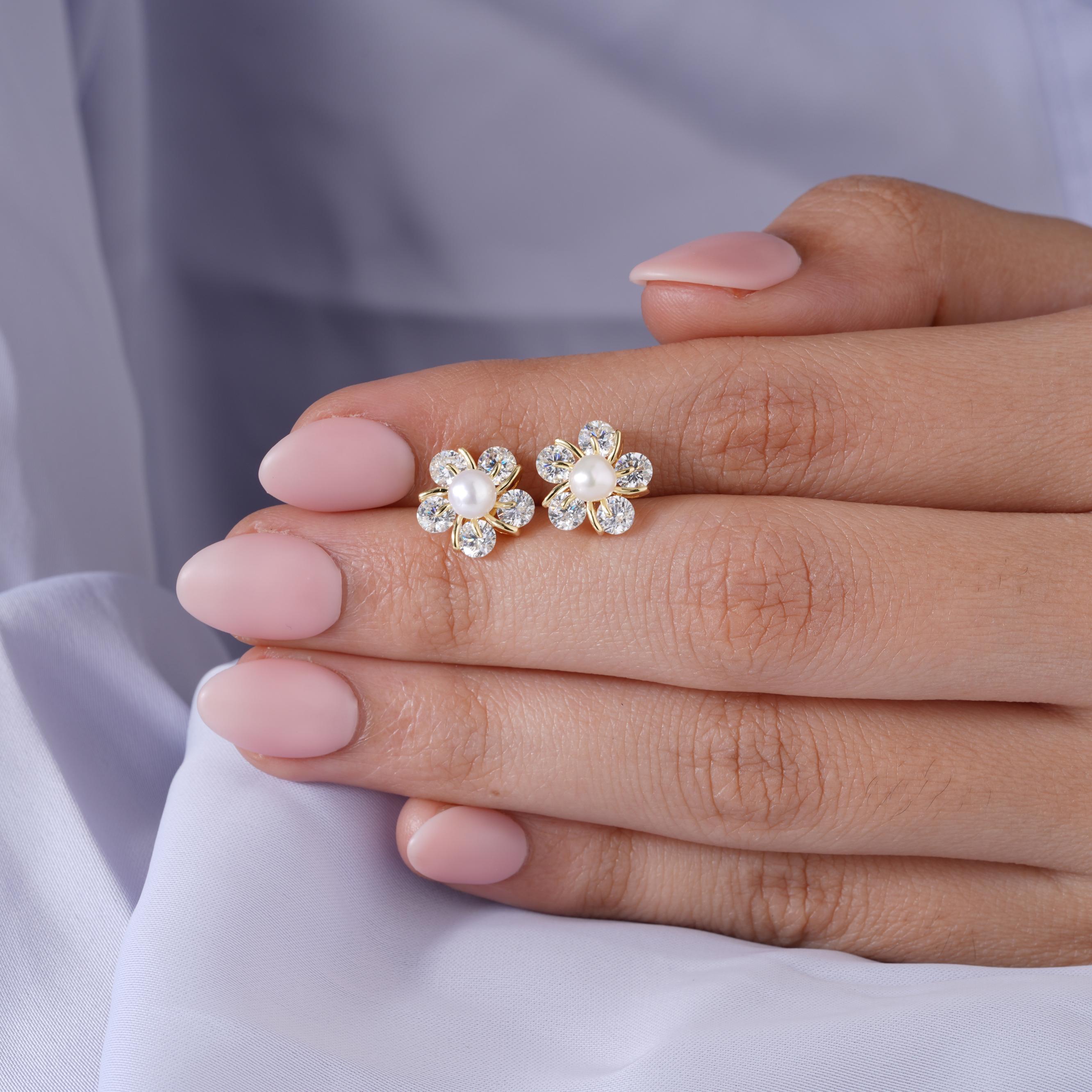 Pearl Bloom Diamond Flower Gold Stud Earrings