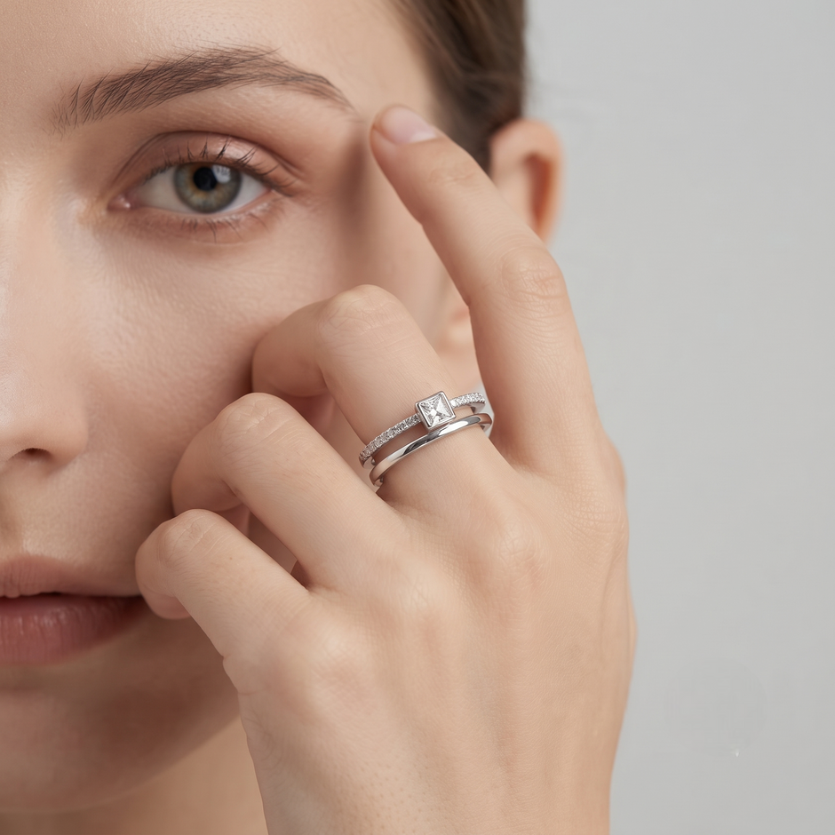 925 Sterling Silver Princess Cut Solitaire CZ Ring with Pavé Band on Crystal Geode Display