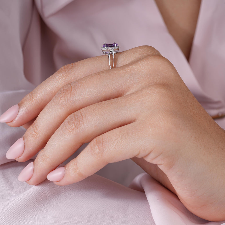 Purple Oval Design Silver Ring