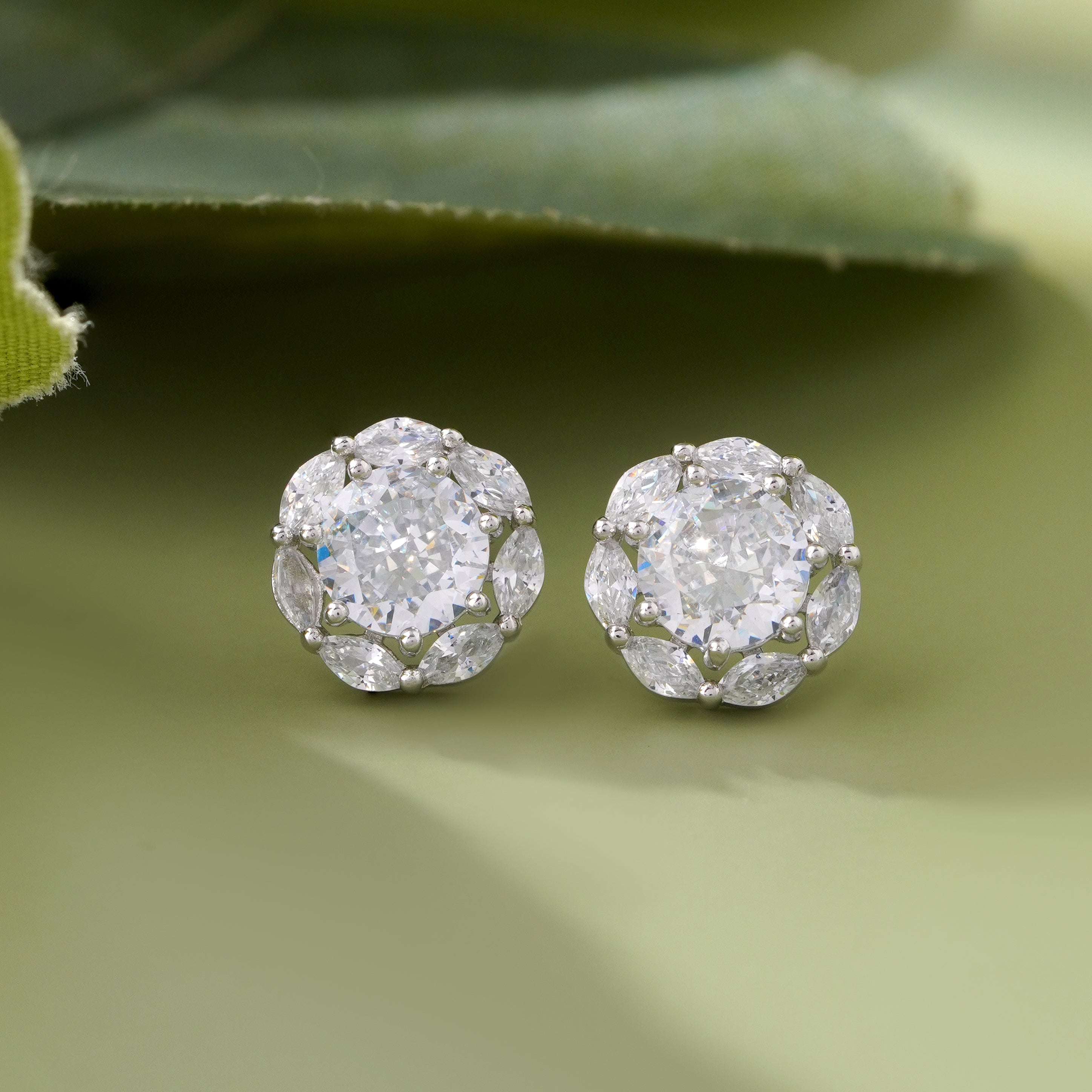 Round Design Diamond CZ Stud Earrings