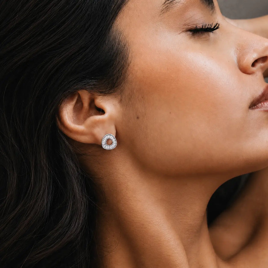 Round Open Circle Diamond Design 925 Sterling Silver Stud Earrings for Women