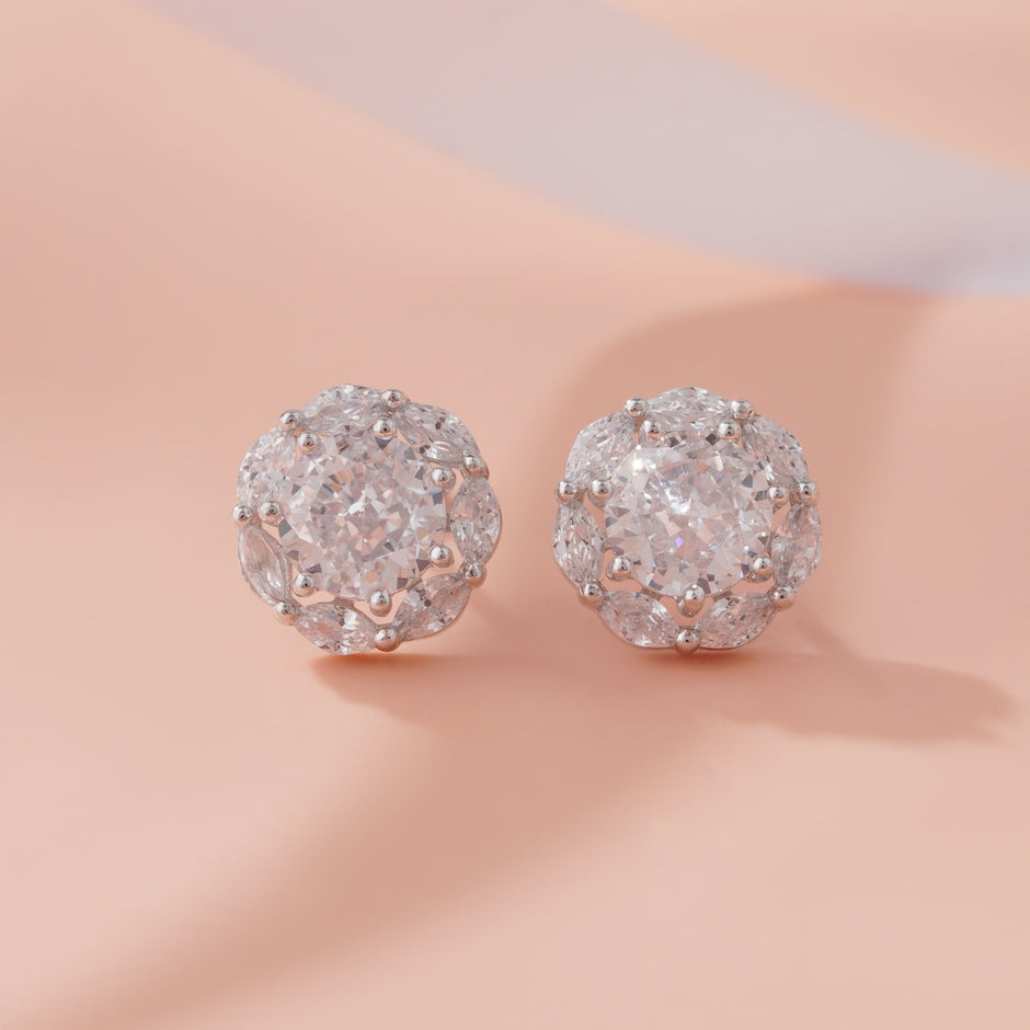 Round Cluster Design Earrings