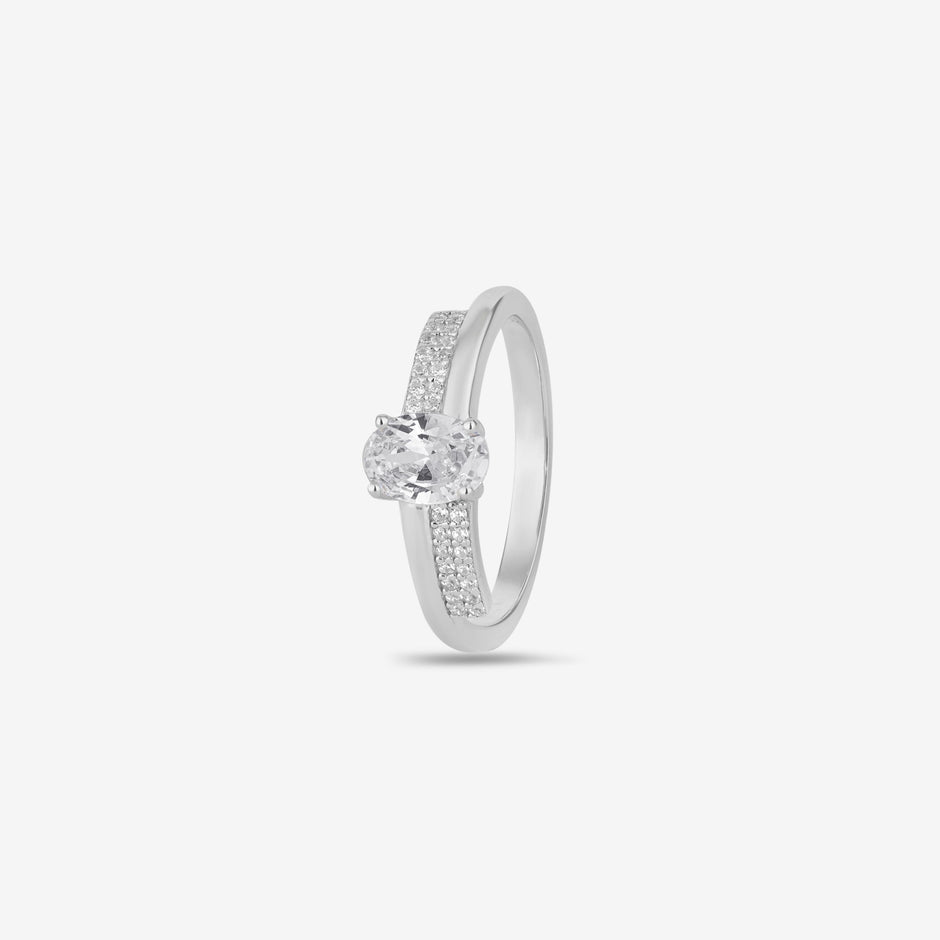 Silver Round Diamond Ring on Hand