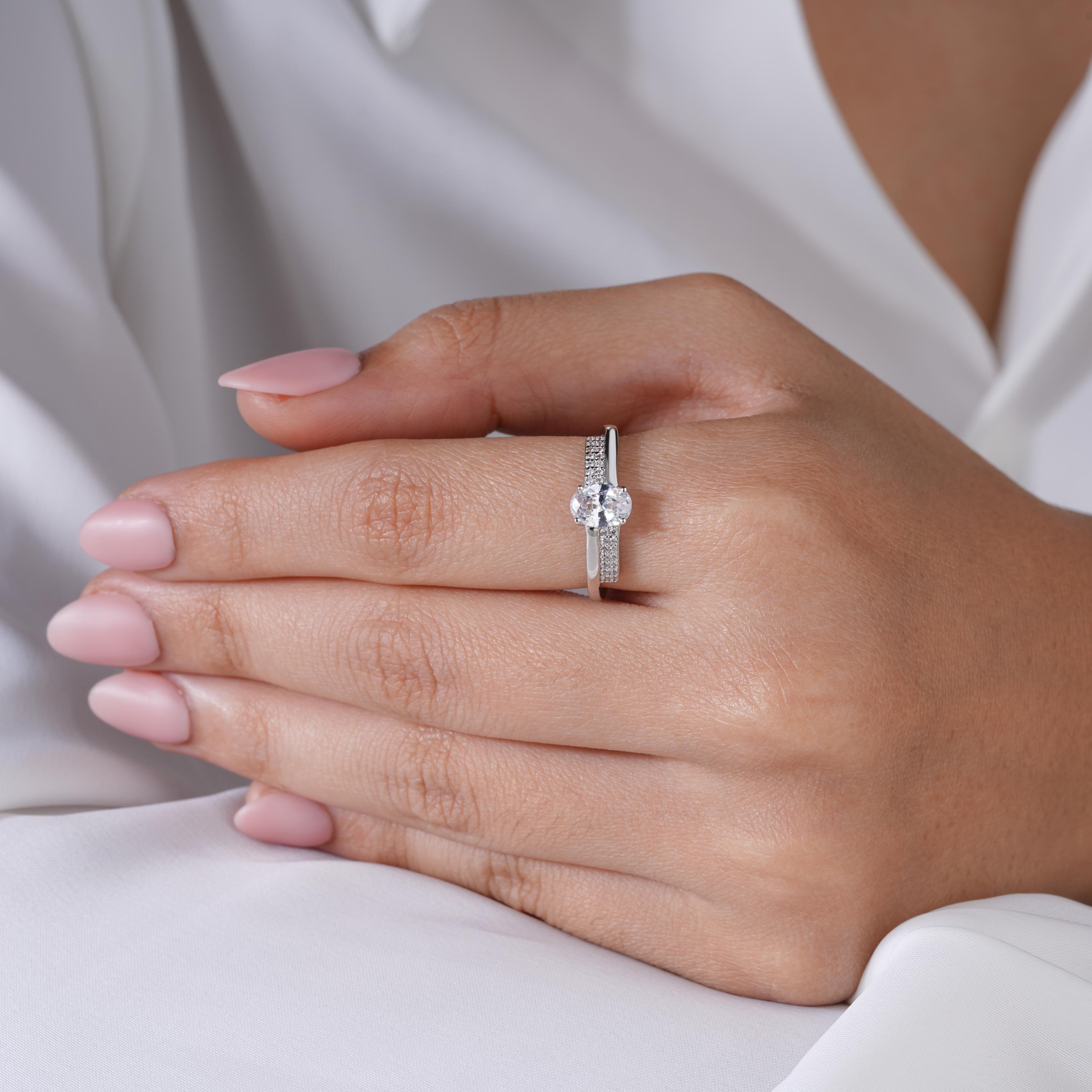 Silver Round Diamond Ring on Hand