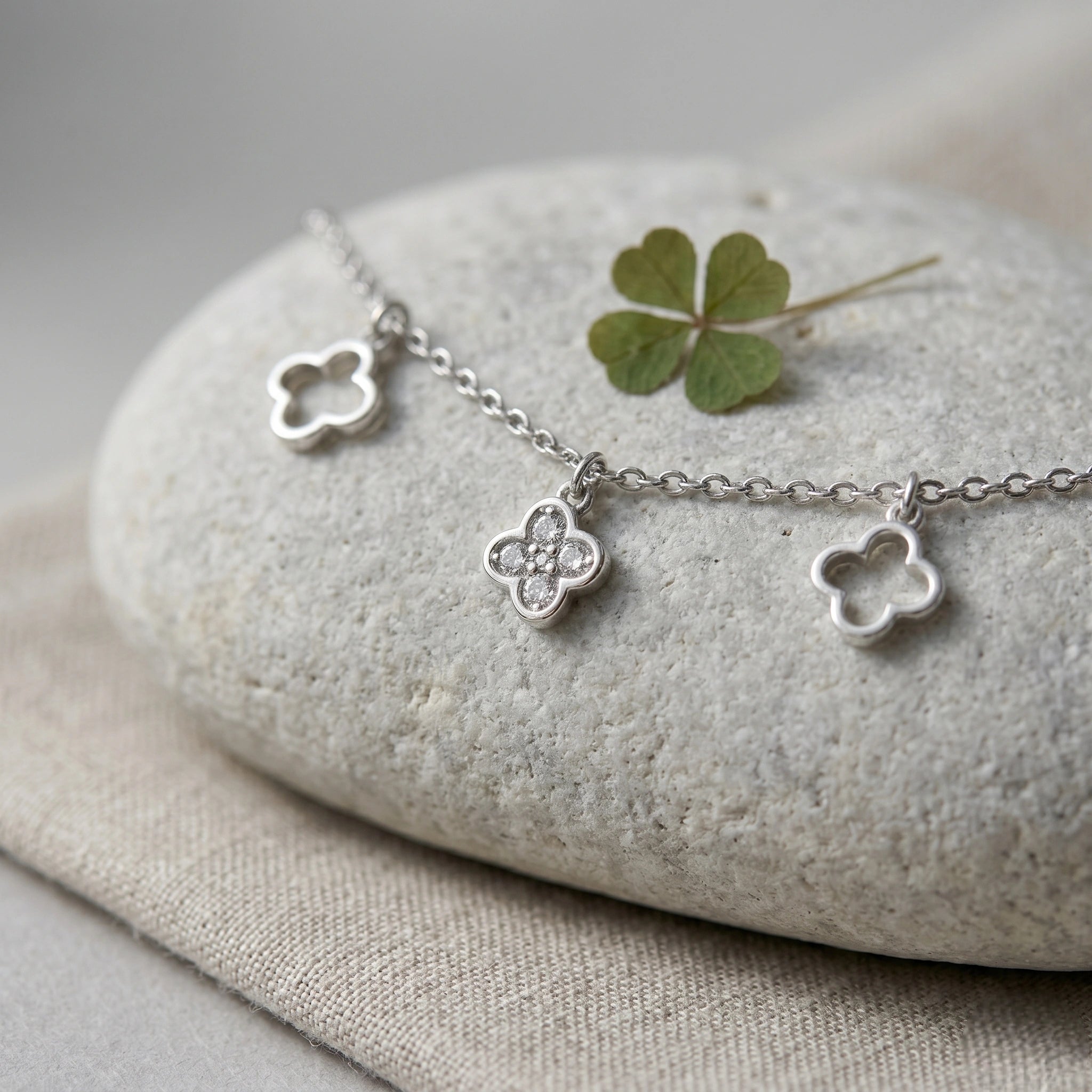 Silver 925 sterling silver clover charm bracelet for women