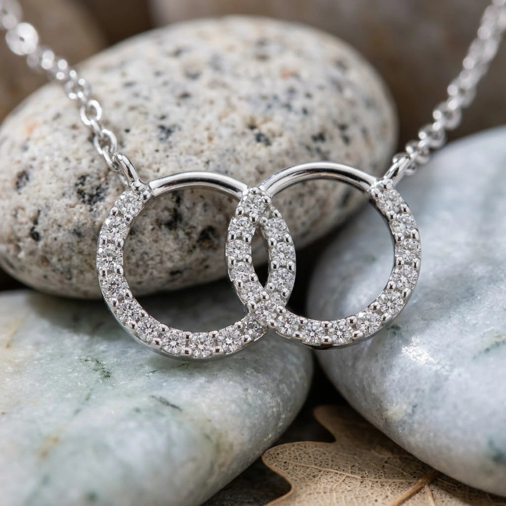 Silver Interlocking Circle CZ 925 Sterling Silver Pendant Chain for Women