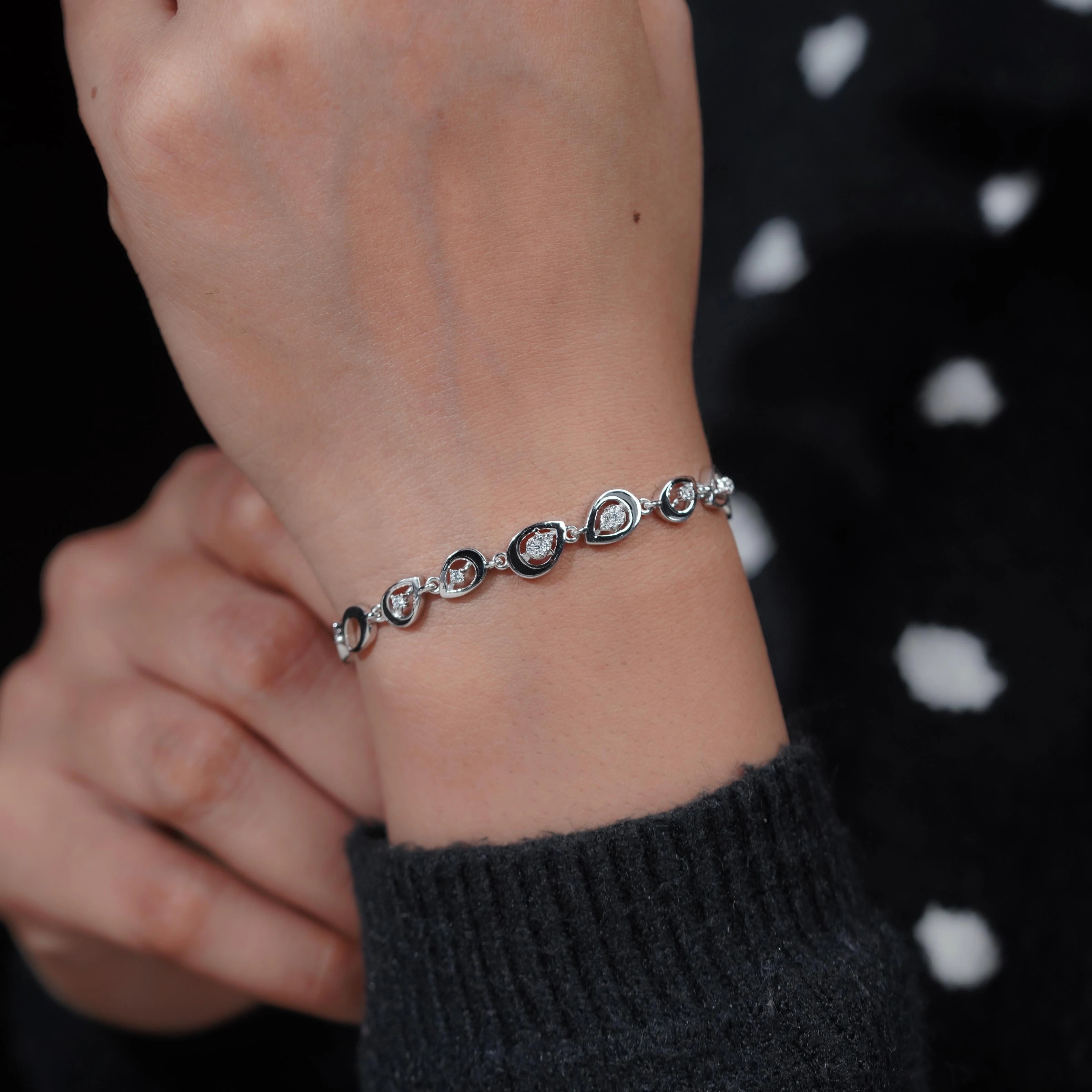 Teardrop Diamond Adjustable Silver Bracelet for Women