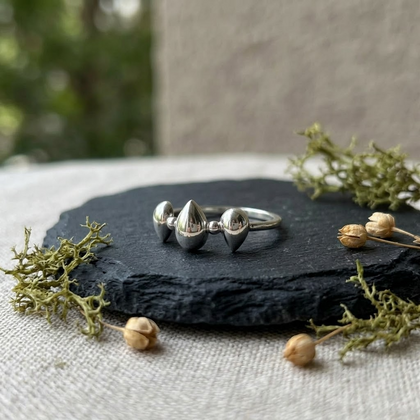 925 Sterling Silver Open Ring with Three Trillion-Cut Clear CZ Stones.
