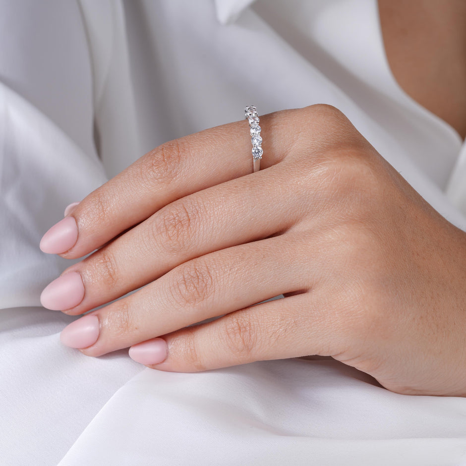 Round Diamond Silver Ring
