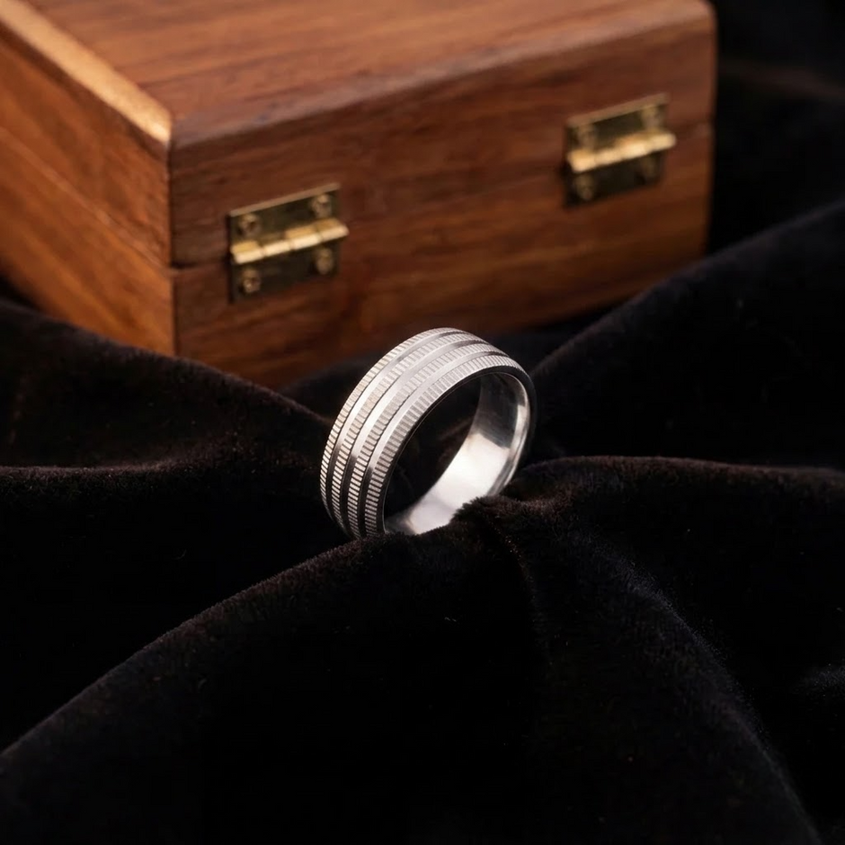 Modern Classic Pattern 925 Sterling Silver Couple Band for Men