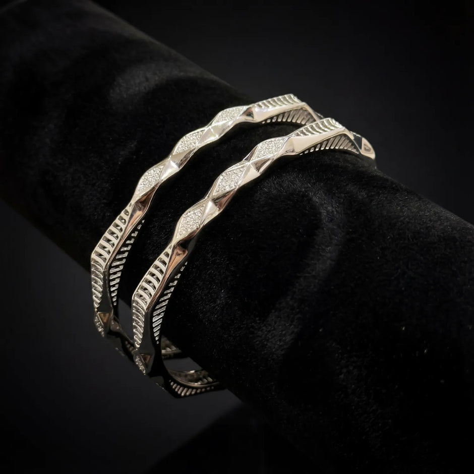 Leaf Twist Diamond 925 Sterling Silver Bangle for Women