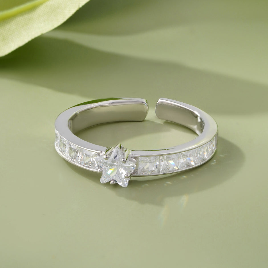 Star Design Silver Ring